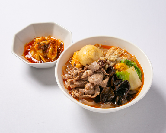 麻辣湯 水餃子セット